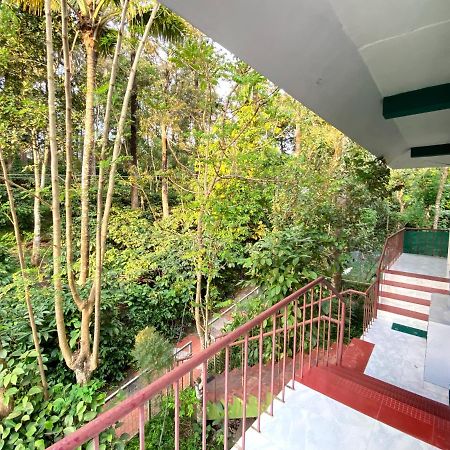 Ammus Homestay Теккади Экстерьер фото