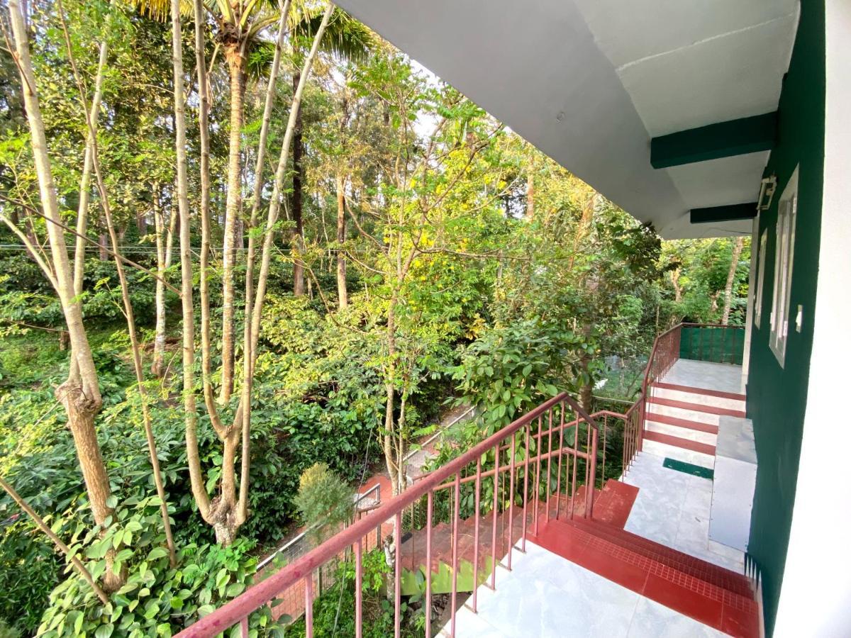 Ammus Homestay Теккади Экстерьер фото